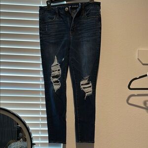 American Eagle Outfitters Women's Blue Distressed Jeans